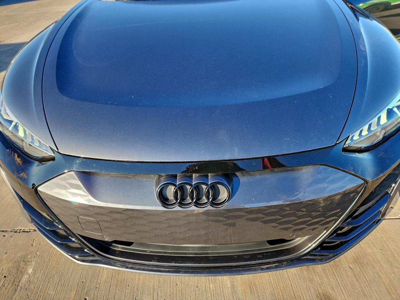 Lot #3315554771 2024 AUDI RS E-TRON