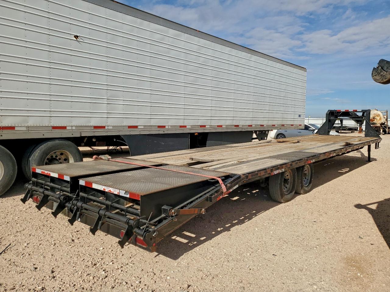 Lot #3317806090 2022 MP CUSTOMS UNKNOWN