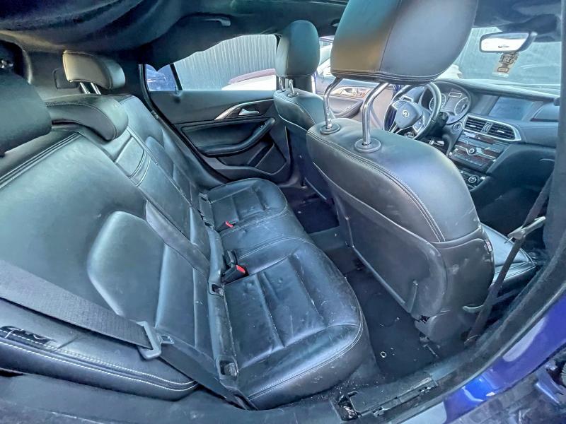 2017 INFINITI QX30 BASE #3312628184