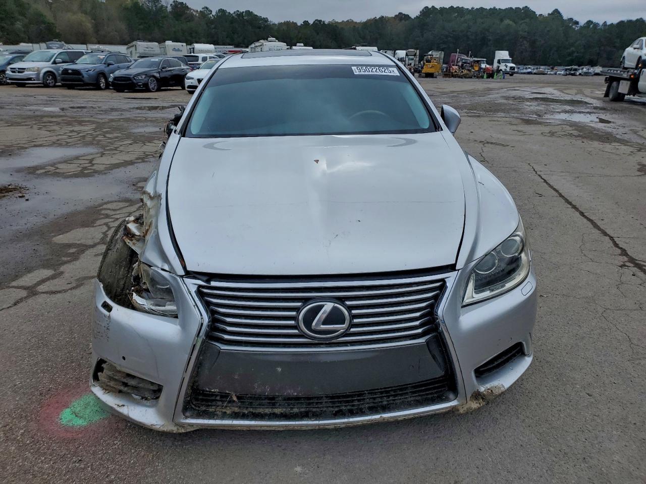 LEXUS LS 460