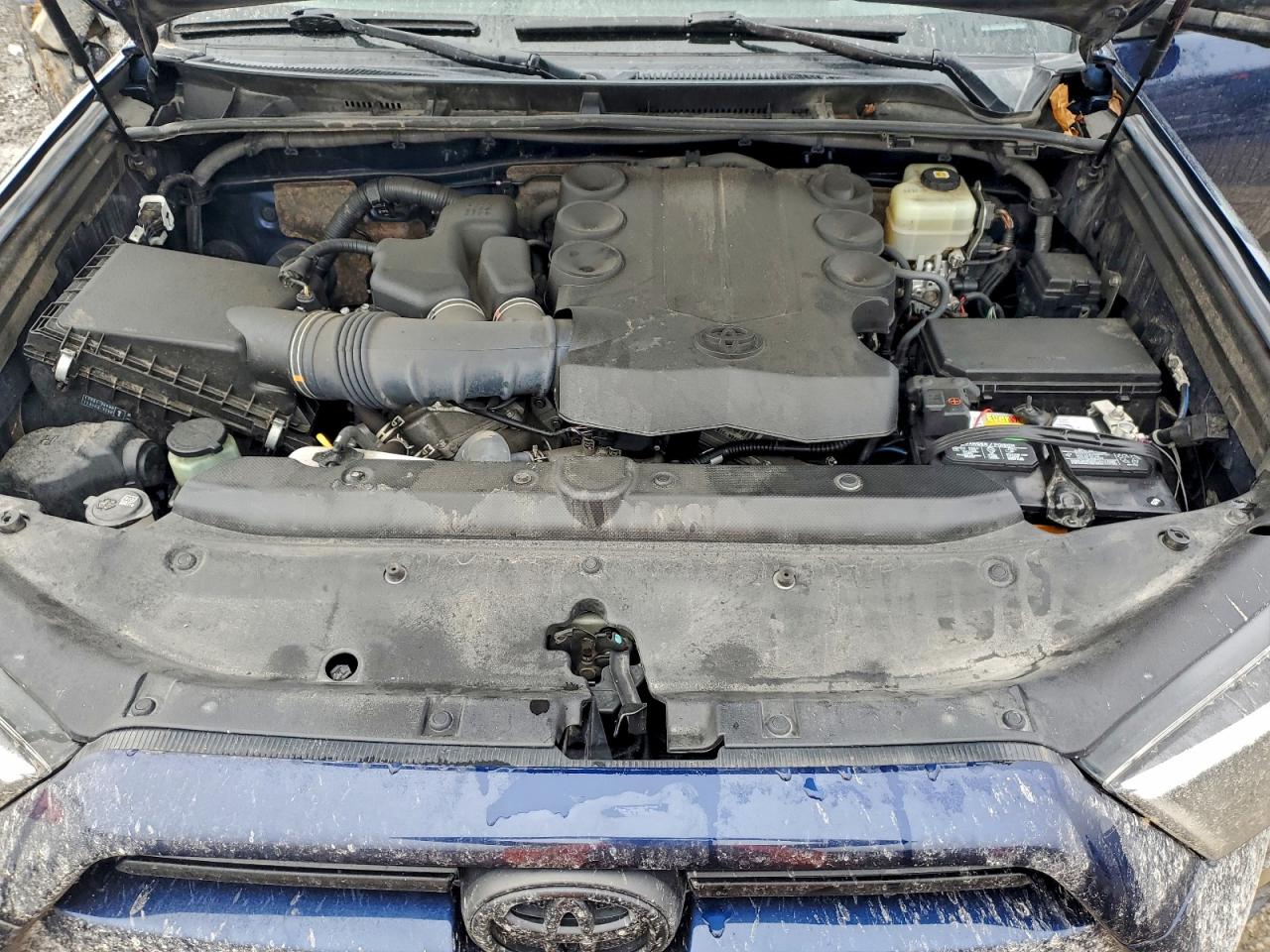 TOYOTA 4RUNNER SR5 PREMIUM