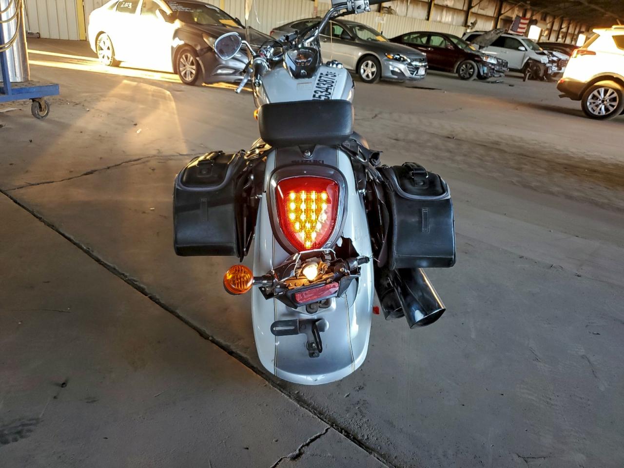 Lot #3310664736 2013 SUZUKI VL800