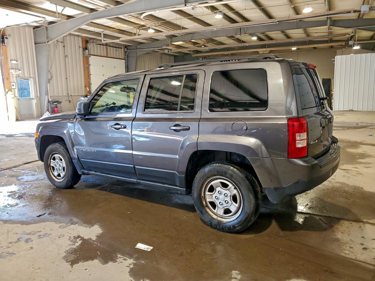 Lot #3318922923 2016 JEEP PATRIOT SP
