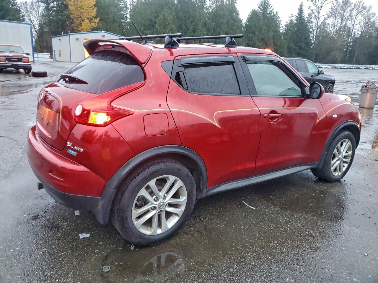 NISSAN JUKE S