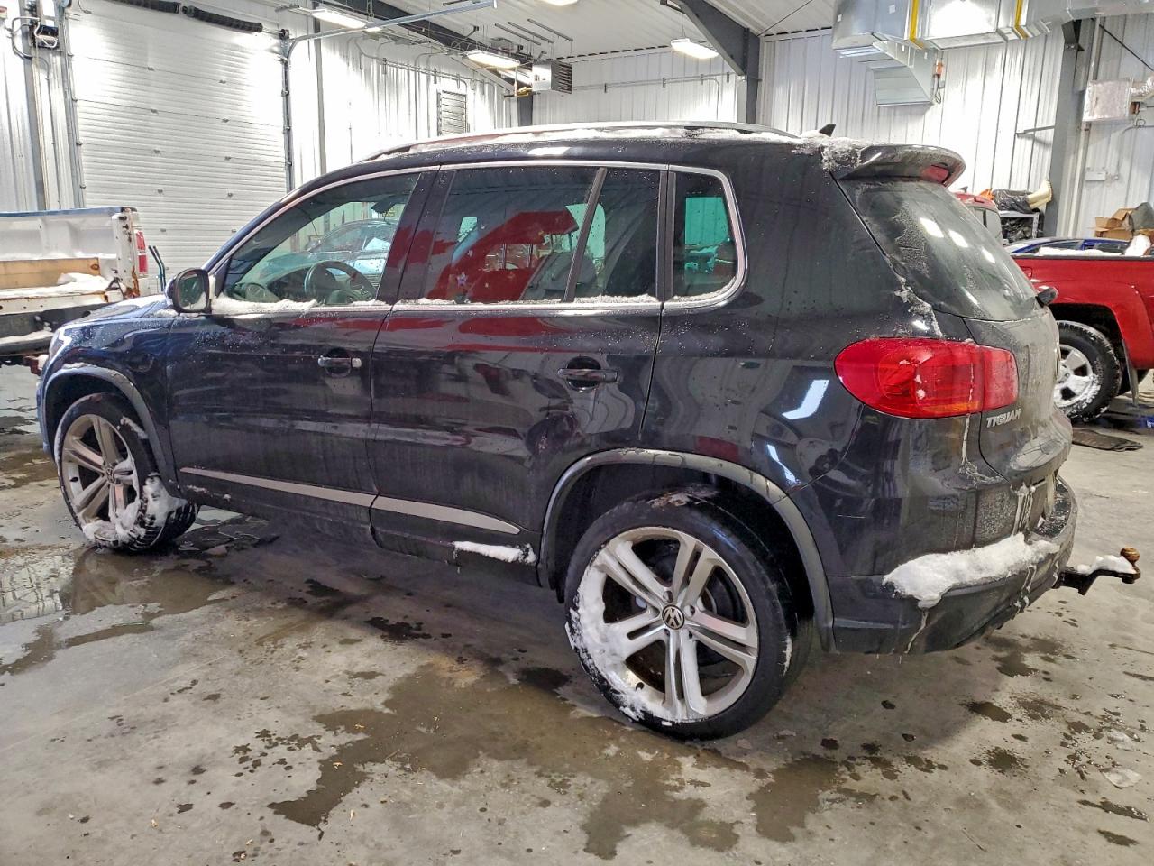 VOLKSWAGEN TIGUAN COMFORTLINE