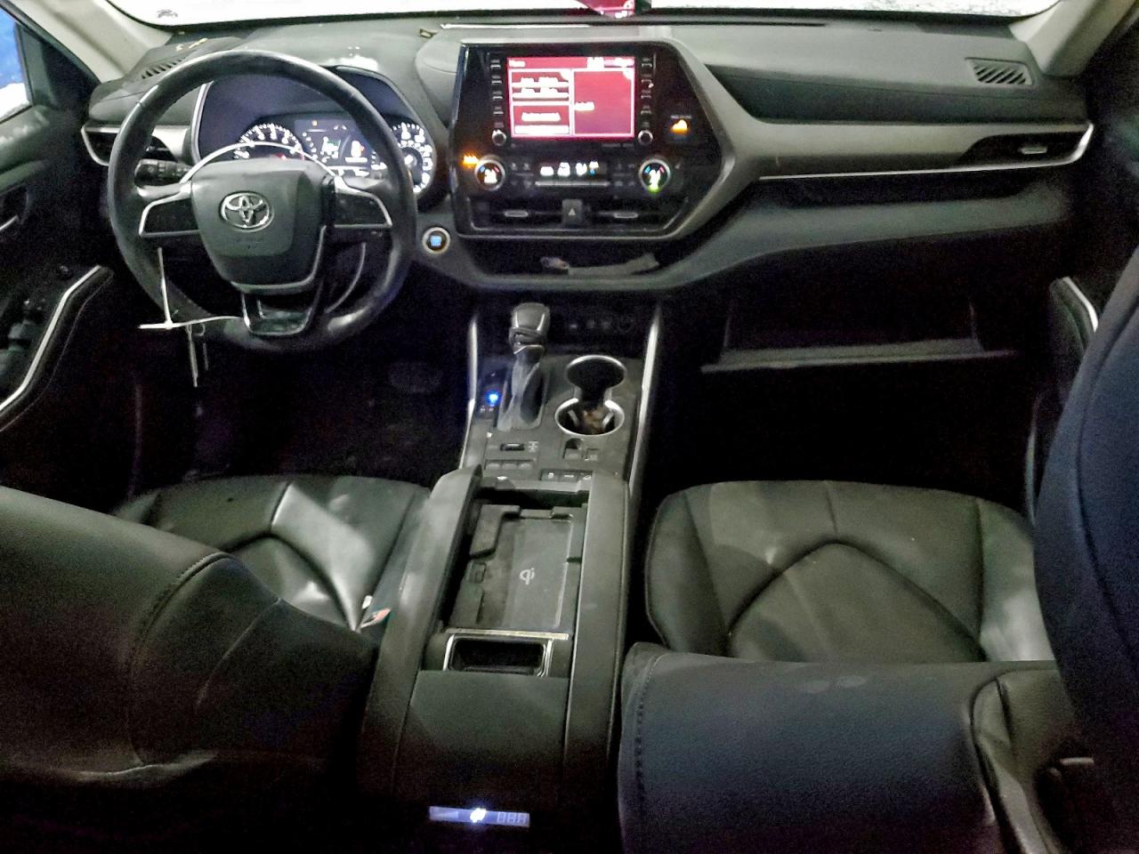 TOYOTA HIGHLANDER XLE