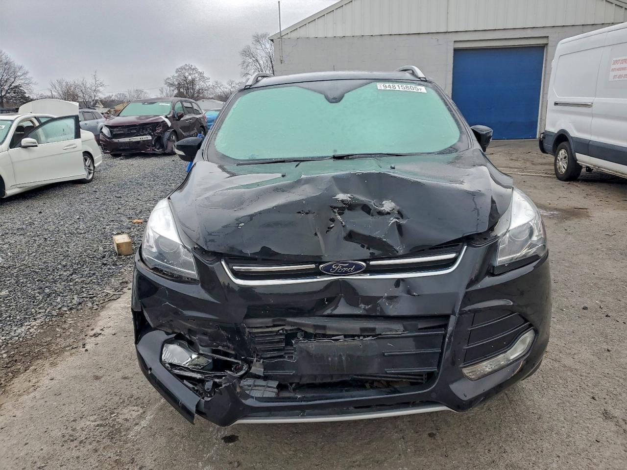 FORD ESCAPE TITANIUM