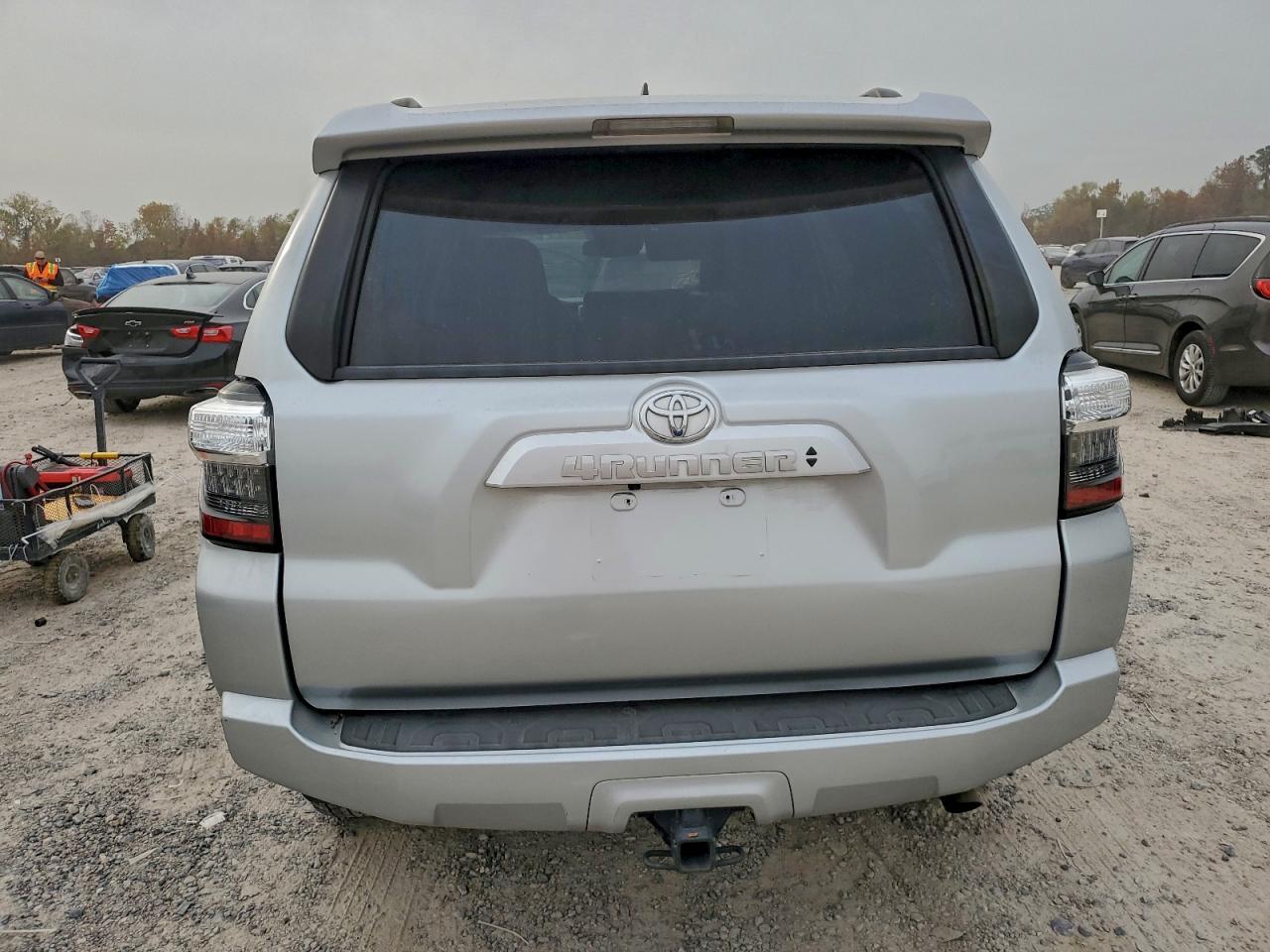 Lot #3317691073 2022 TOYOTA 4RUNNER SR
