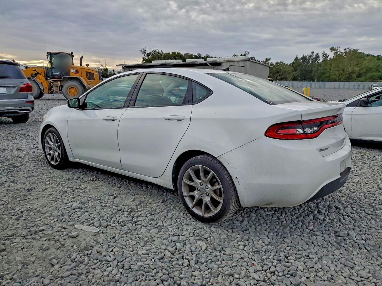 DODGE DART SXT
