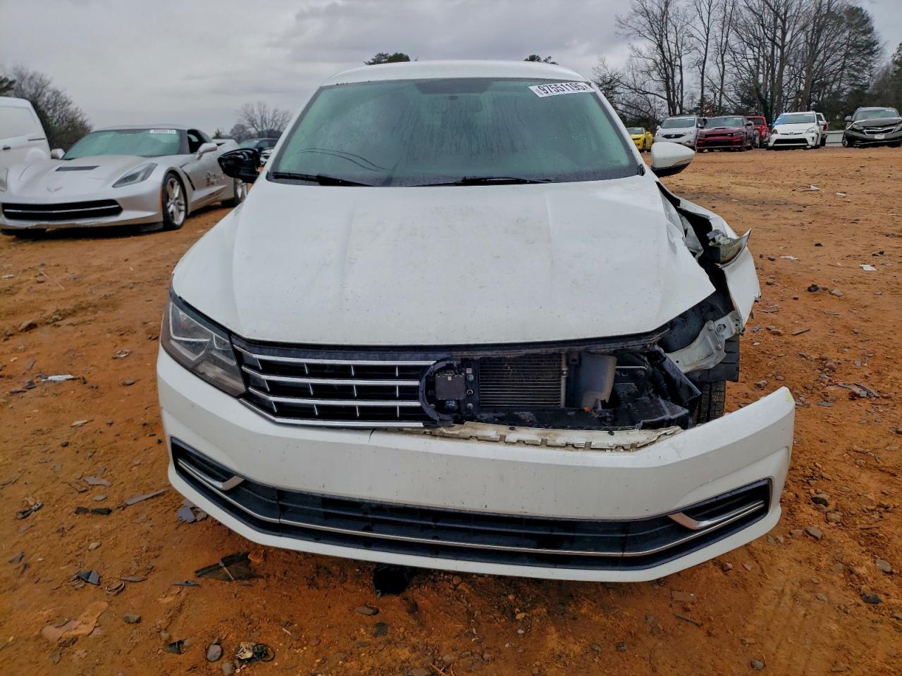 Lot #3318884937 2017 VOLKSWAGEN PASSAT S