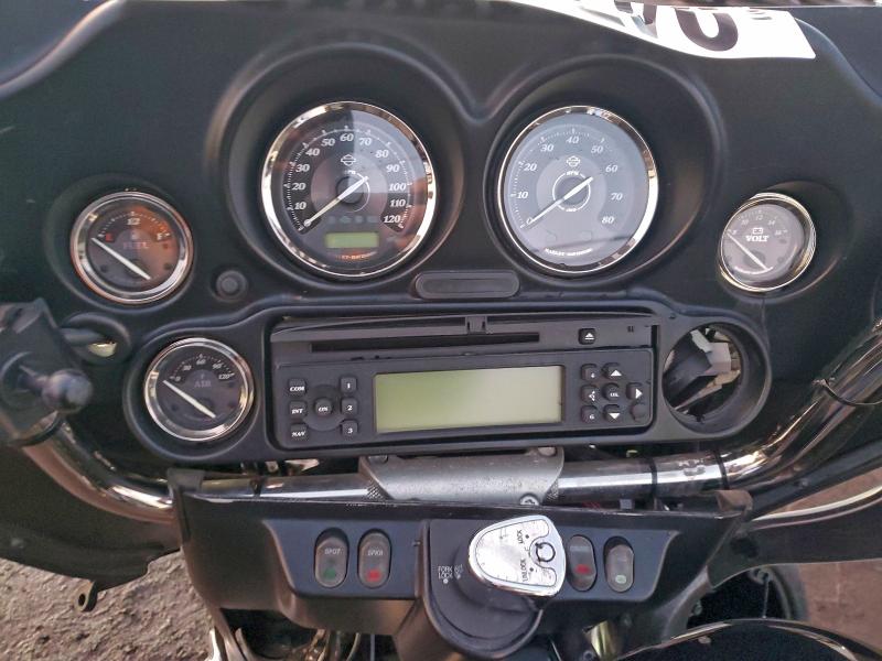 2011 HARLEY-DAVIDSON FLHTK #3316715475