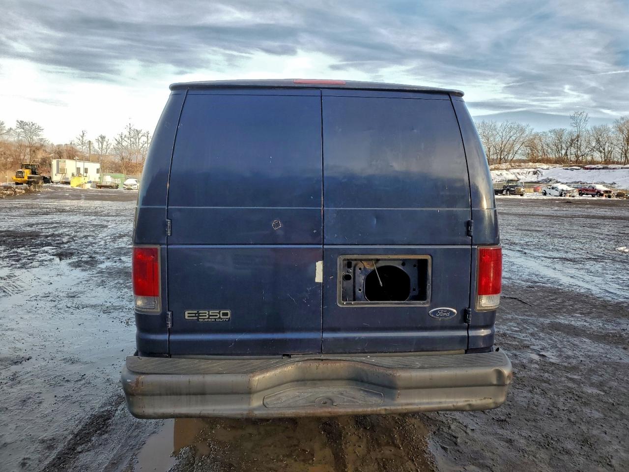 Lot #3305302339 2004 FORD ECONOLINE