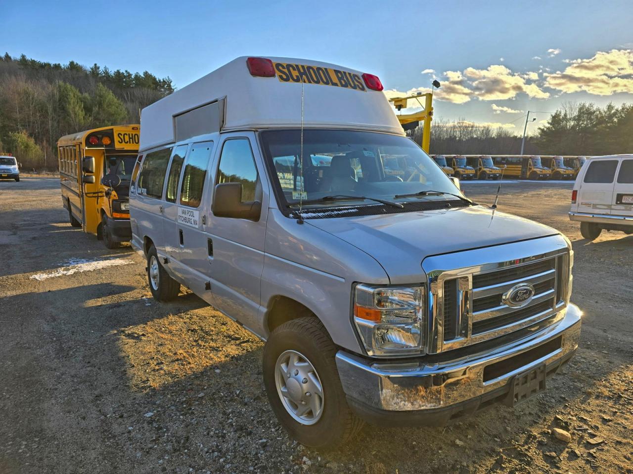 FORD ECONOLINE E250 VAN