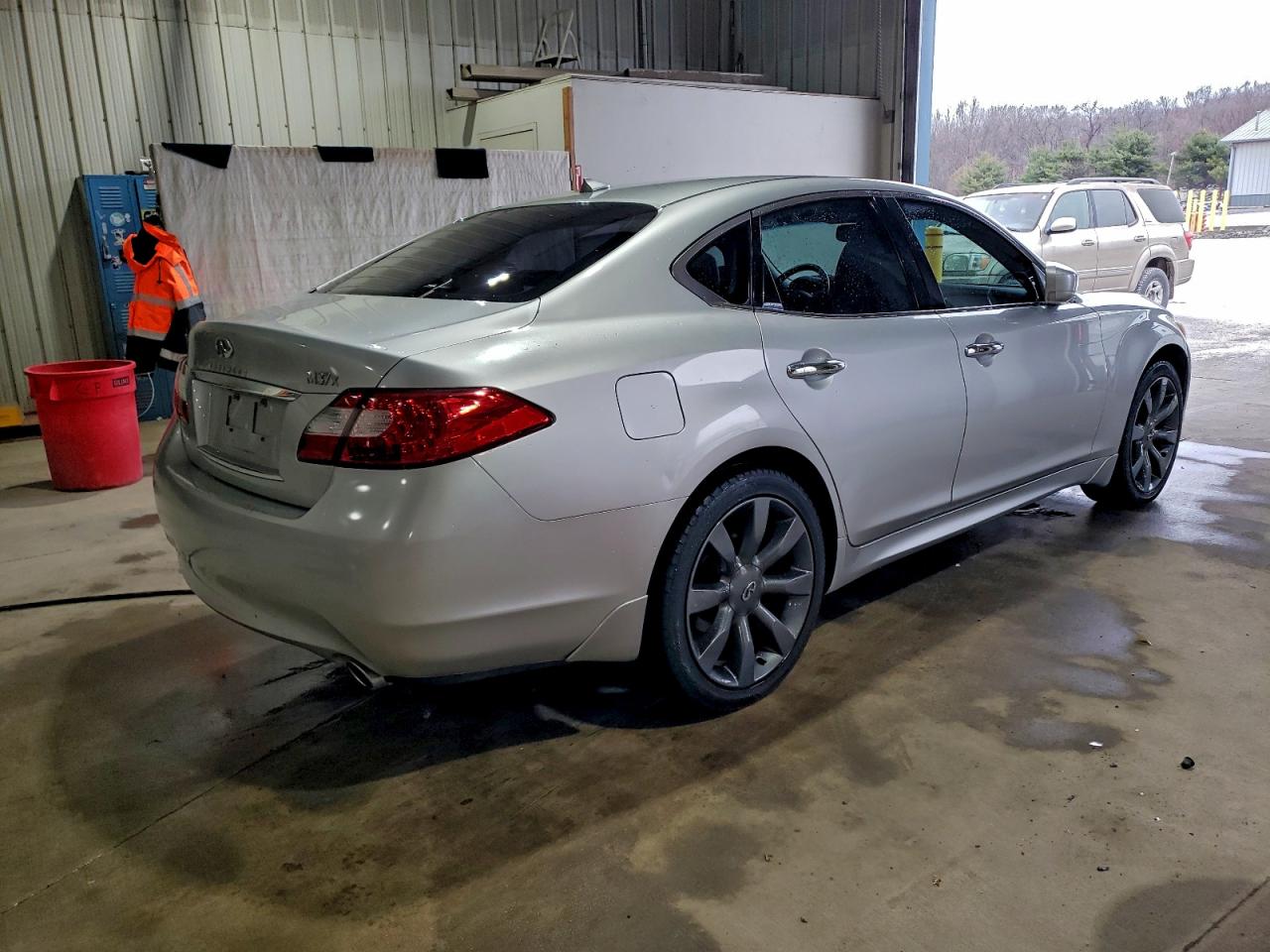 INFINITI M37 X