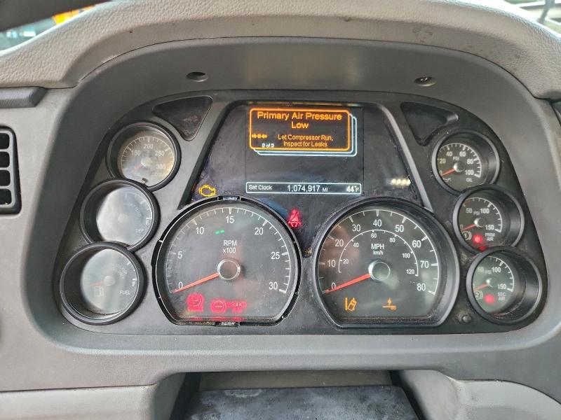 2017 PETERBILT 579 #3310698731