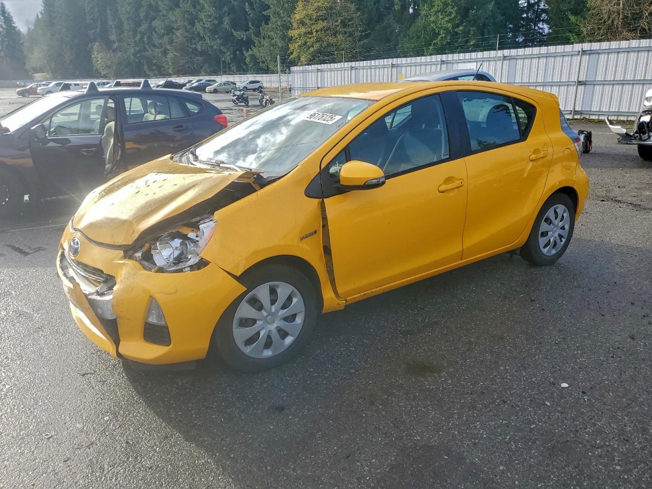 TOYOTA PRIUS C