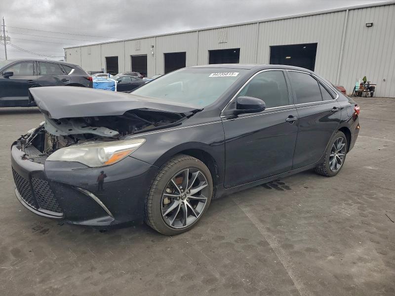 2016 TOYOTA CAMRY LE #3302886892