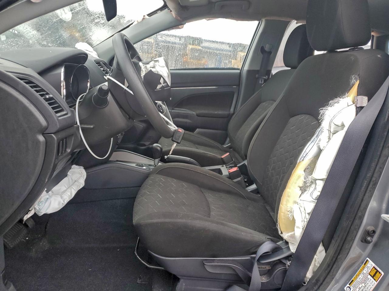 MITSUBISHI OUTLANDER S/SE