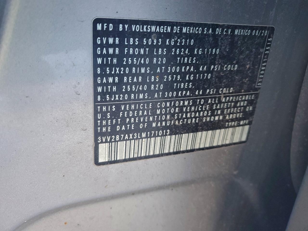 VOLKSWAGEN TIGUAN SE