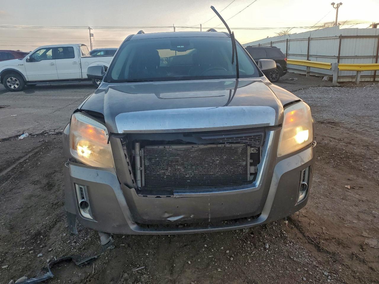 GMC TERRAIN SLT
