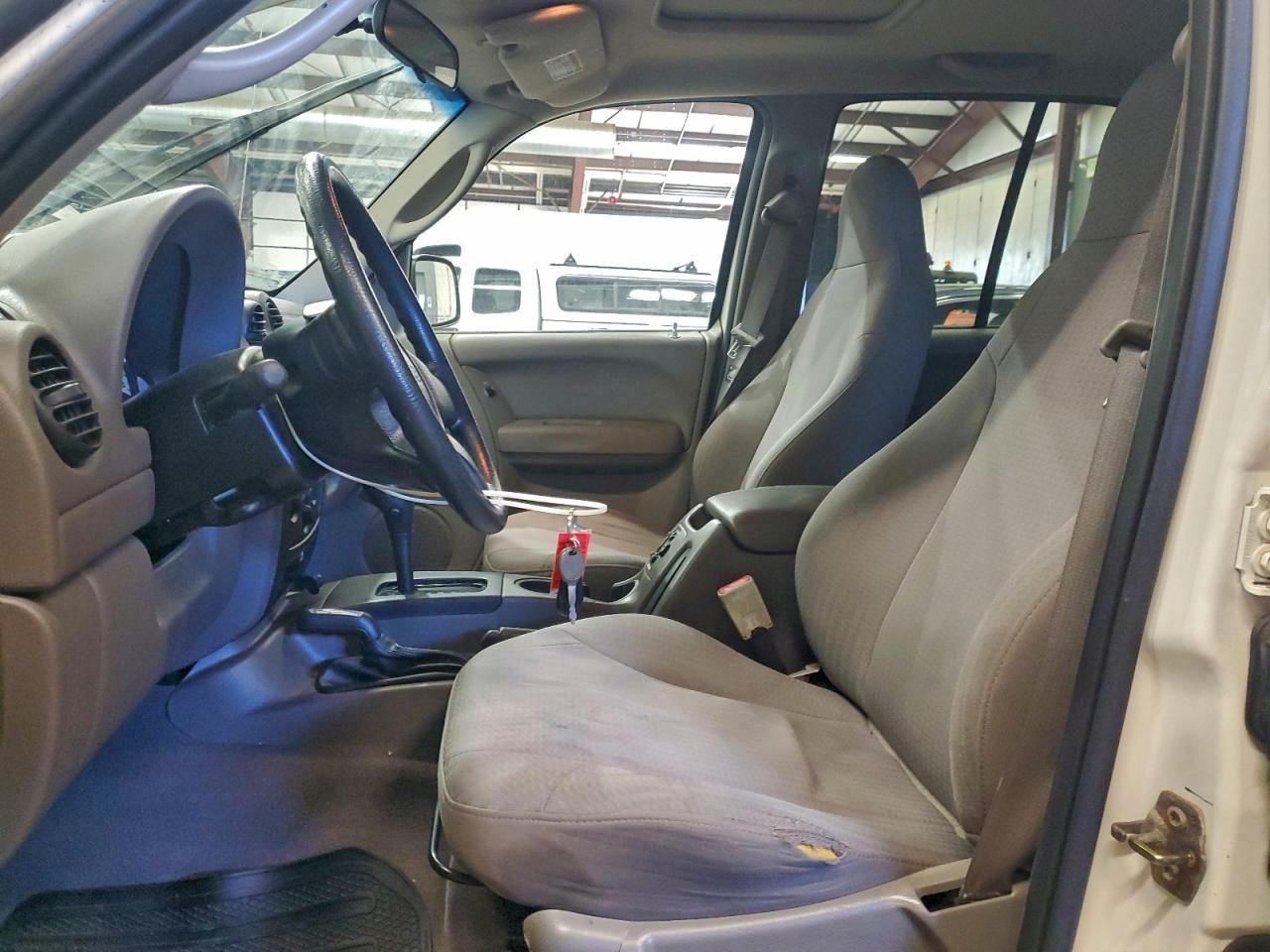 Lot #3311583818 2003 JEEP LIBERTY SP