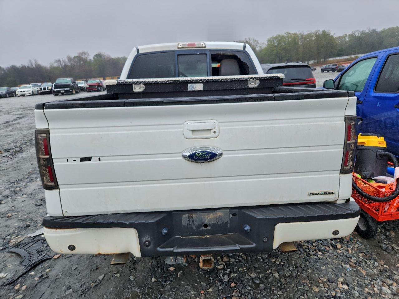 FORD F-150 SUPERCREW