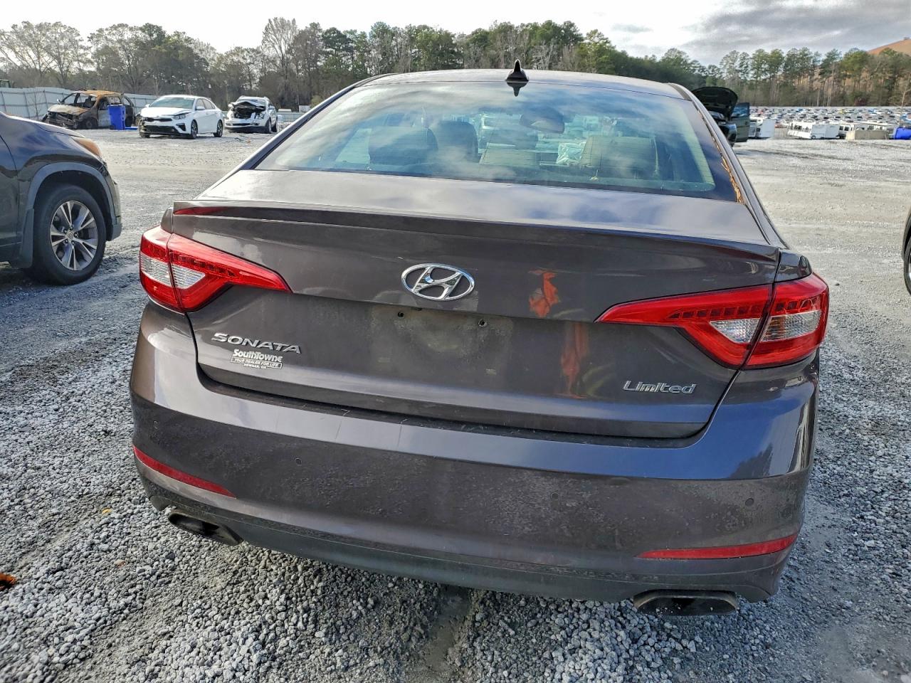 HYUNDAI SONATA SPORT