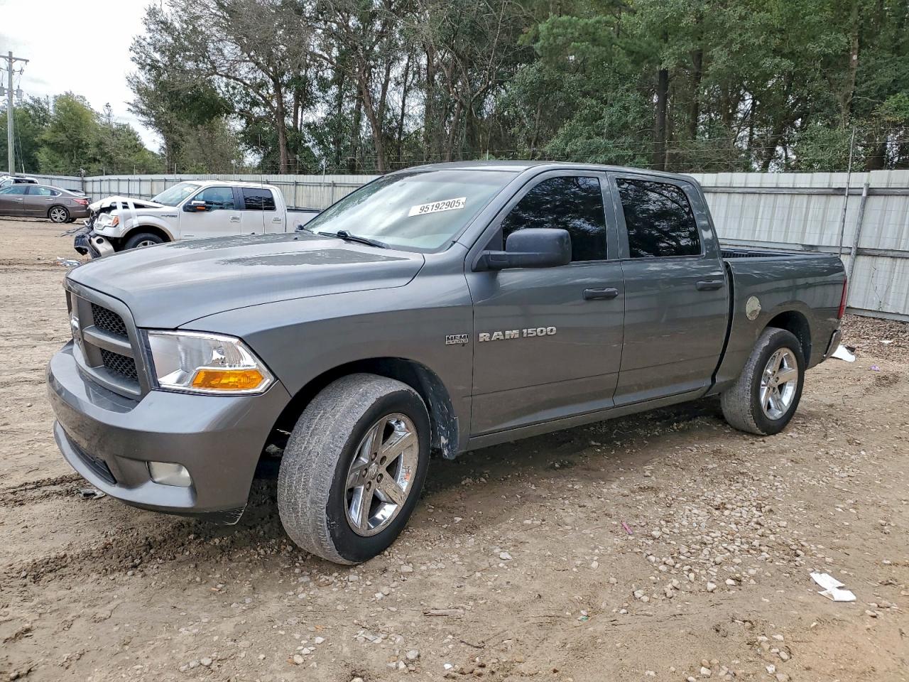 DODGE RAM 1500 ST