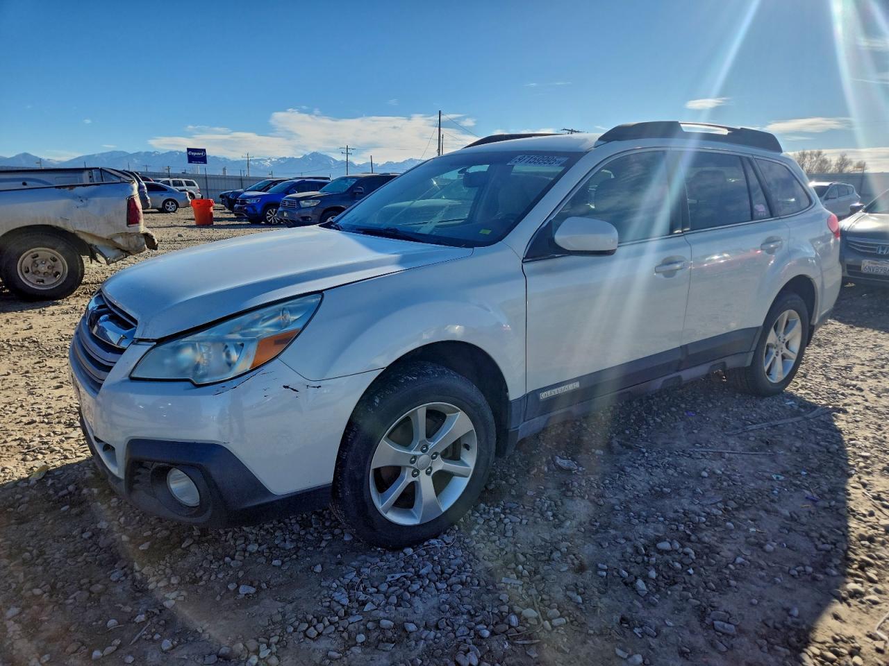 Lot #3316005772 2013 SUBARU OUTBACK 2.