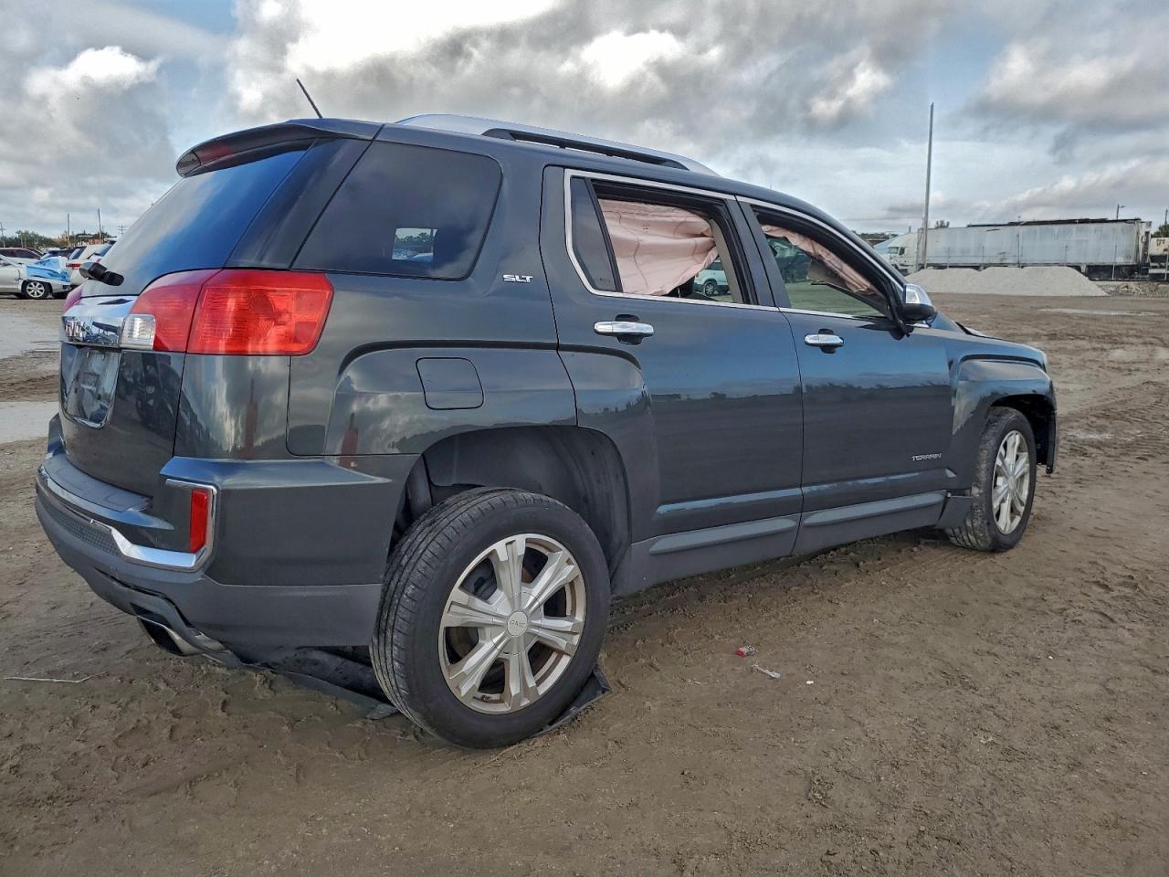 GMC TERRAIN SLT