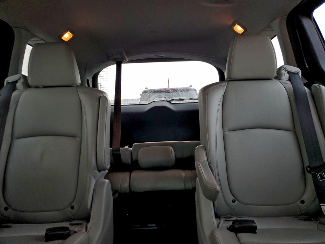 Lot #3305729735 2019 HONDA ODYSSEY EX