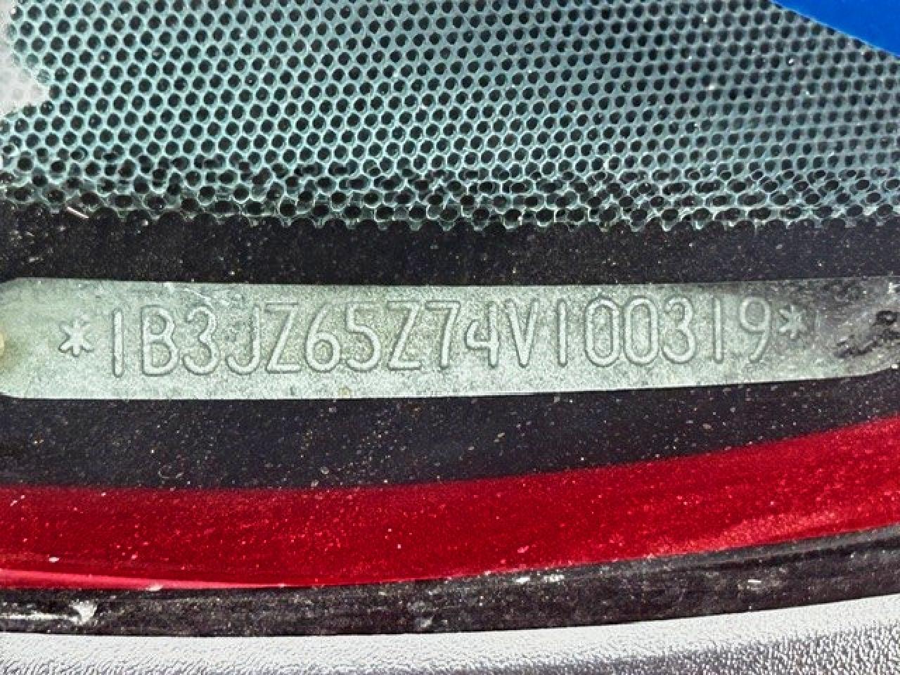 Lot #3302702007 2004 DODGE VIPER SRT-