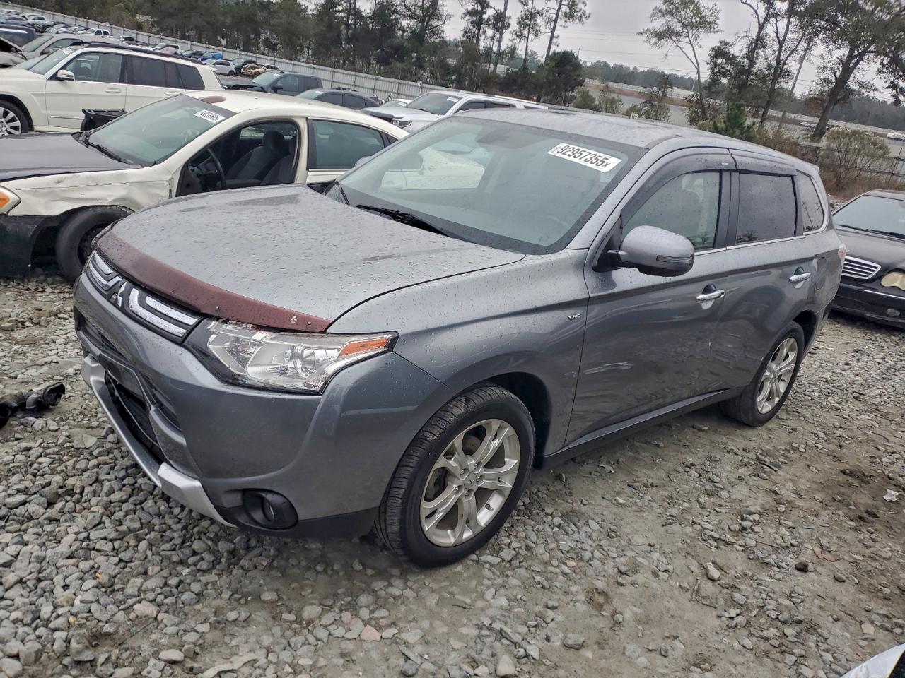 Lot #3302894909 2014 MITSUBISHI OUTLANDER