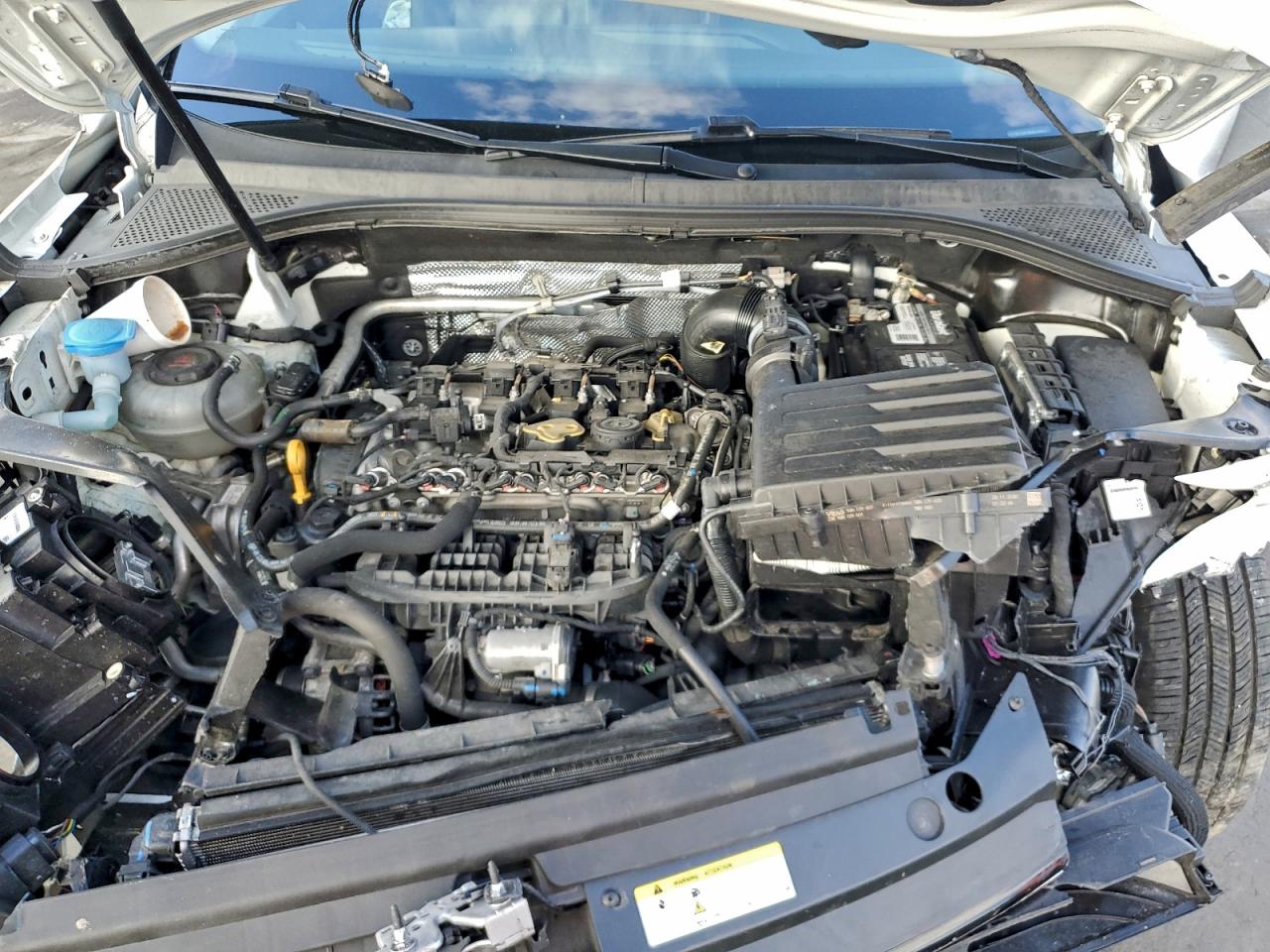 VOLKSWAGEN TIGUAN SE