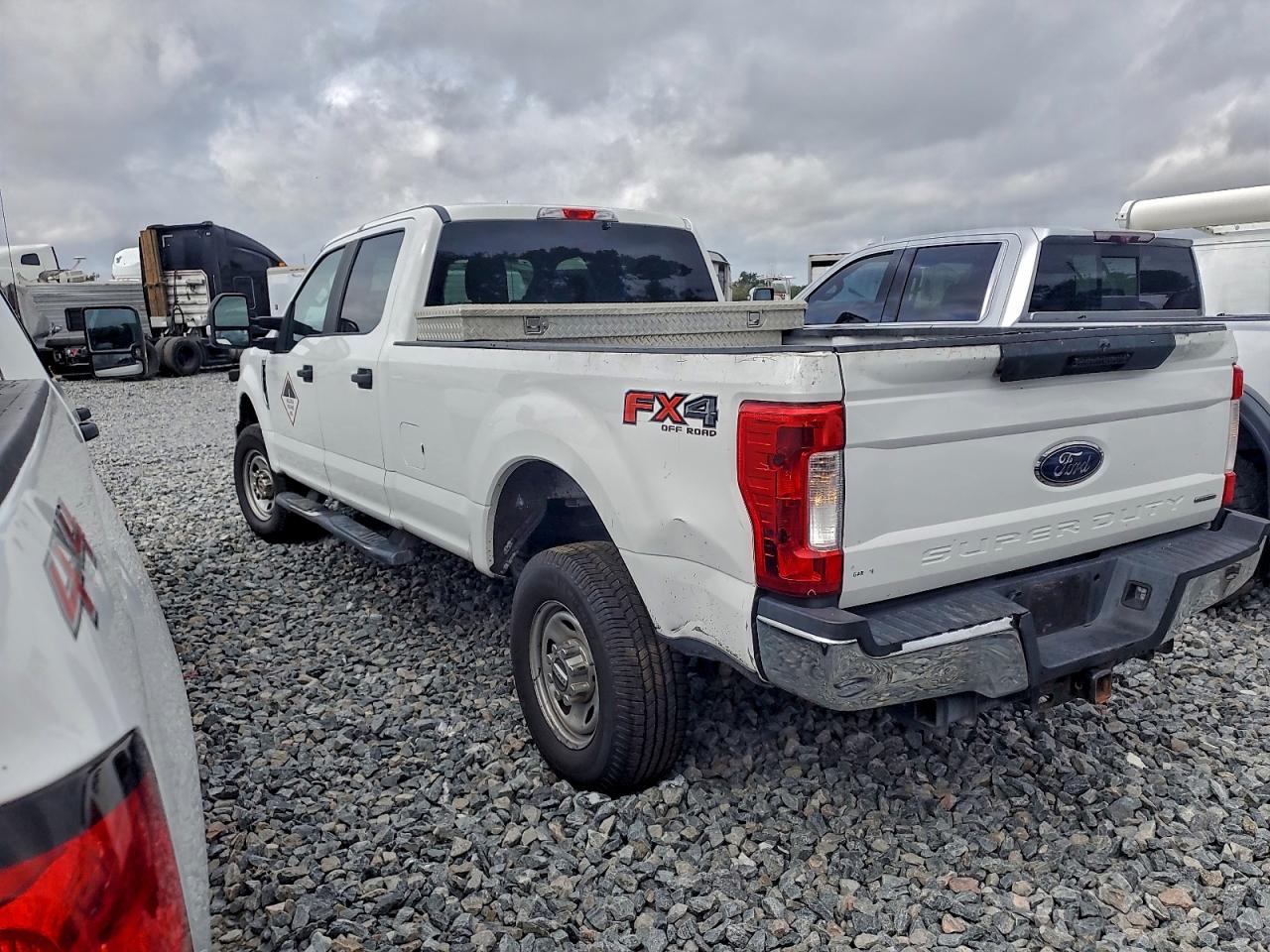 FORD F-350 SUPER DUTY