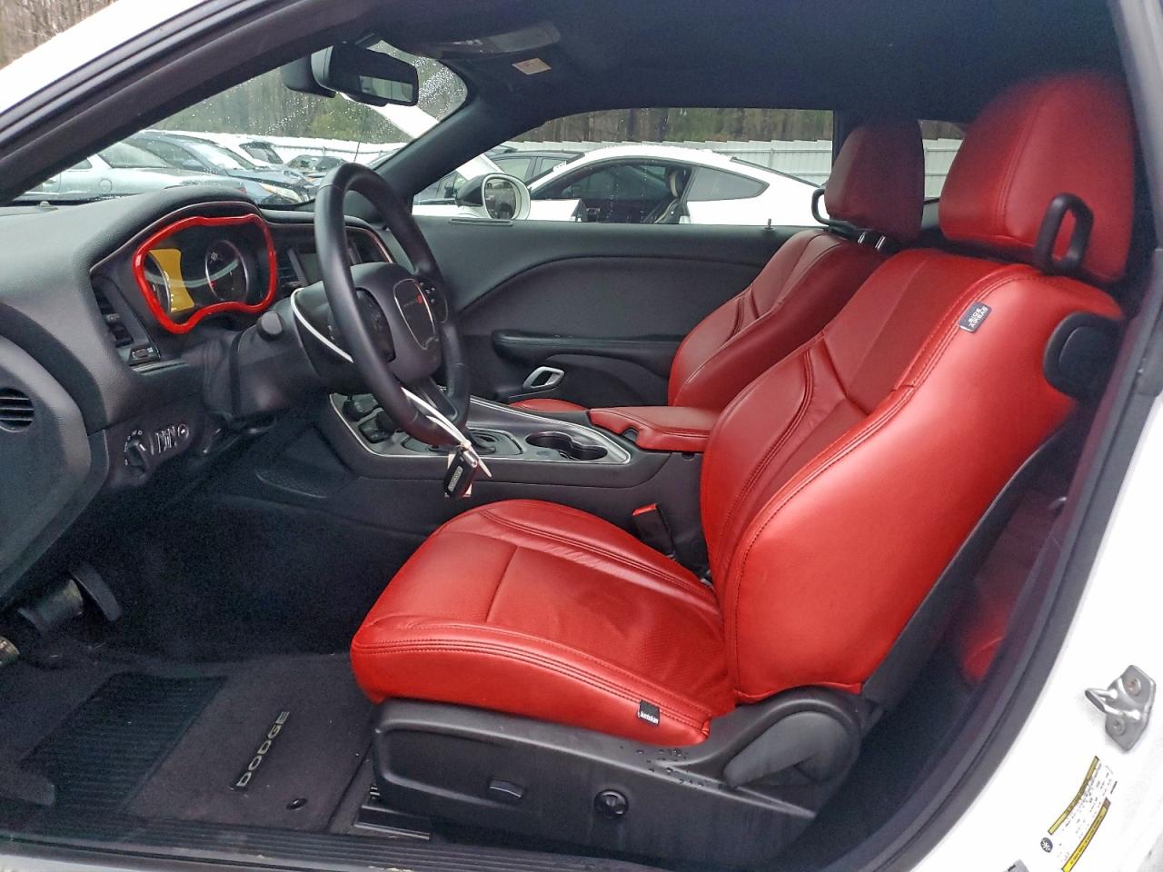 DODGE CHALLENGER SXT