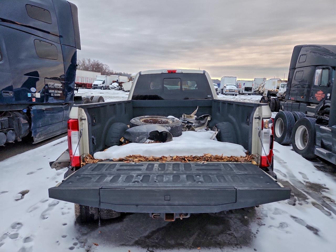 FORD F-350 SUPER DUTY