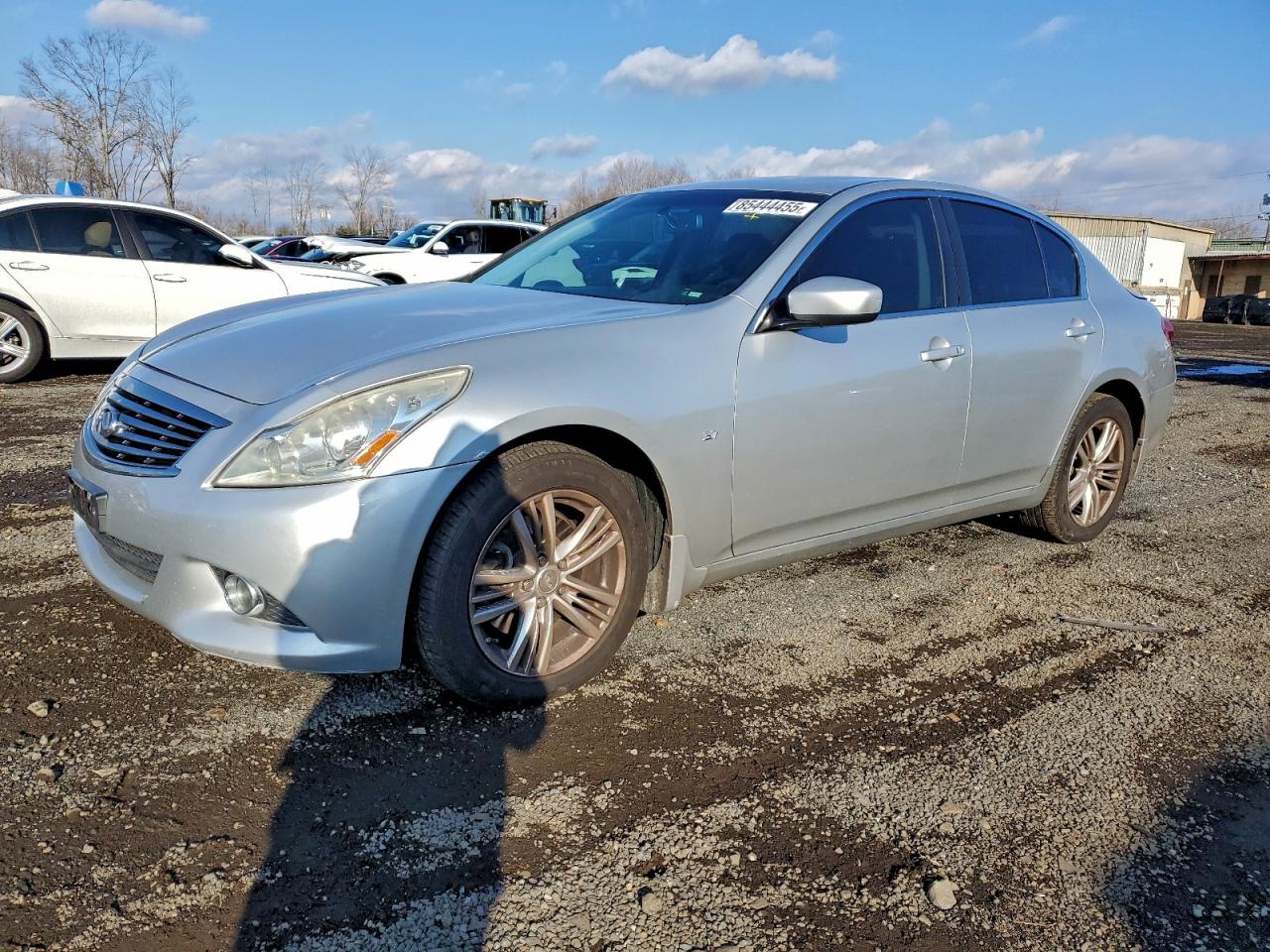 INFINITI Q40