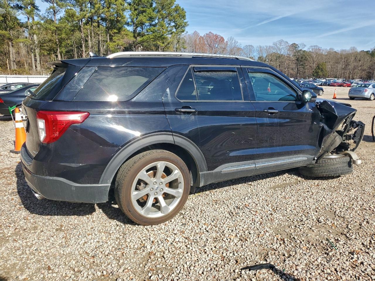 FORD EXPLORER PLATINUM