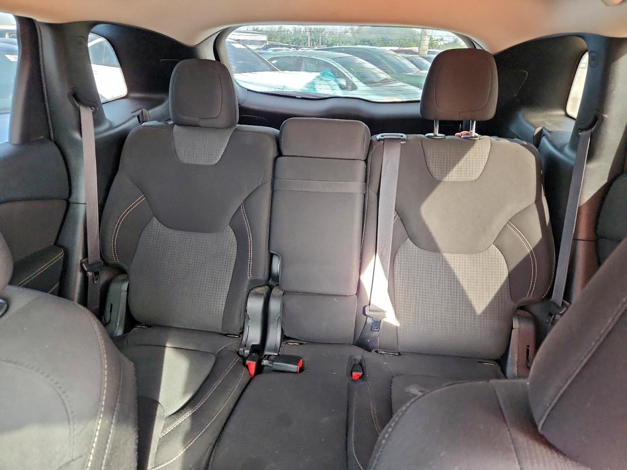 JEEP GRAND CHEROKEE LATITUDE