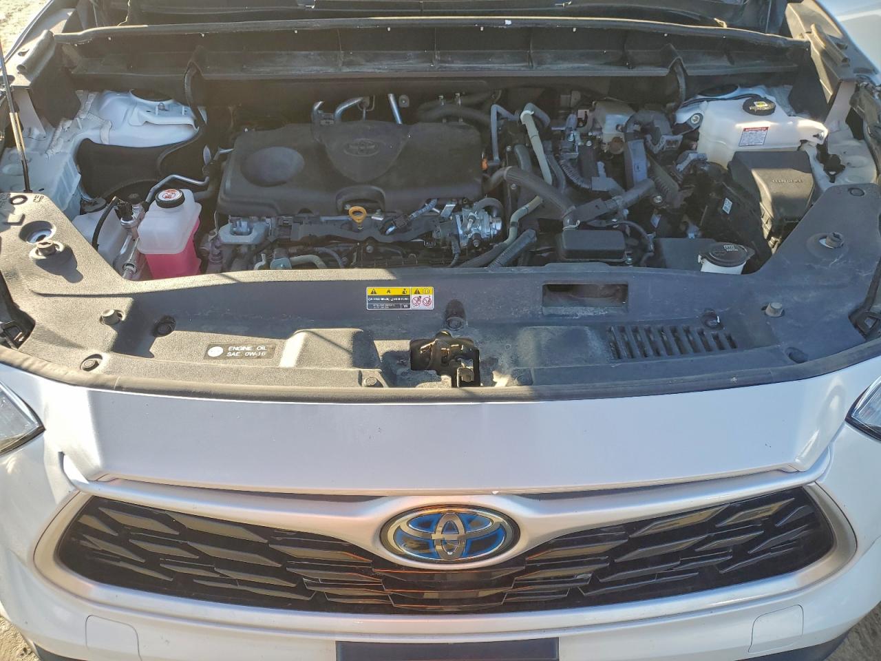 TOYOTA HIGHLANDER HYBRID LE