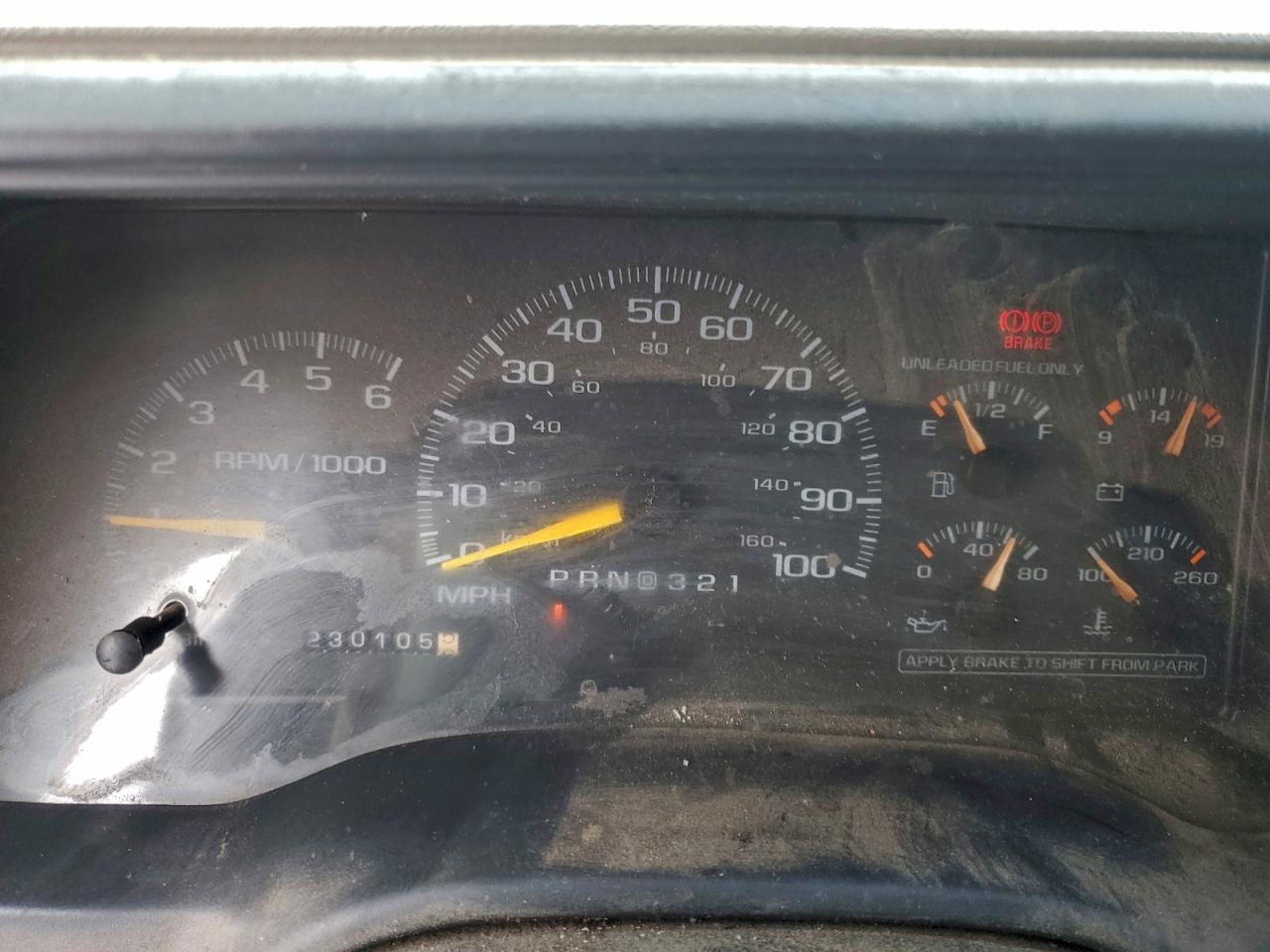 Lot #3316022843 1997 GMC SIERRA C15