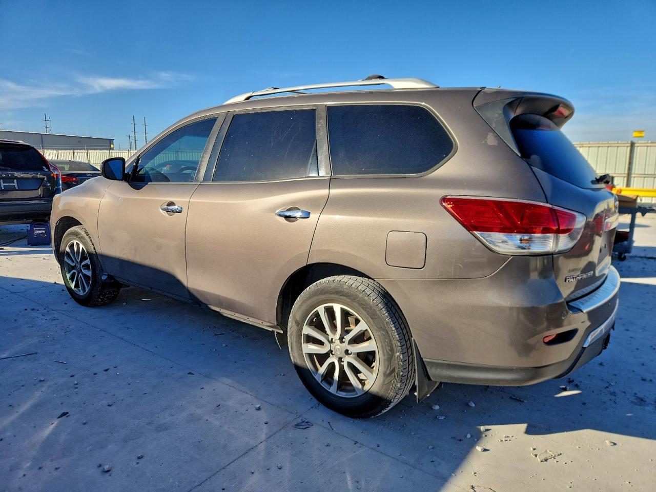 NISSAN PATHFINDER S