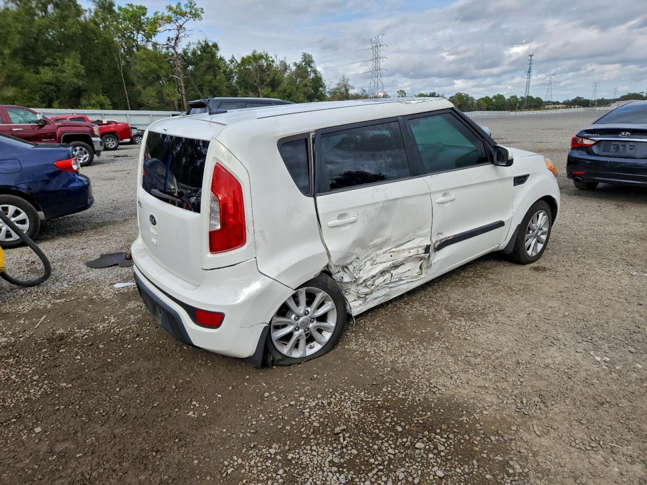 KIA SOUL +
