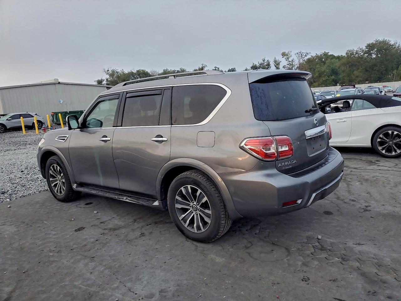 NISSAN ARMADA SV