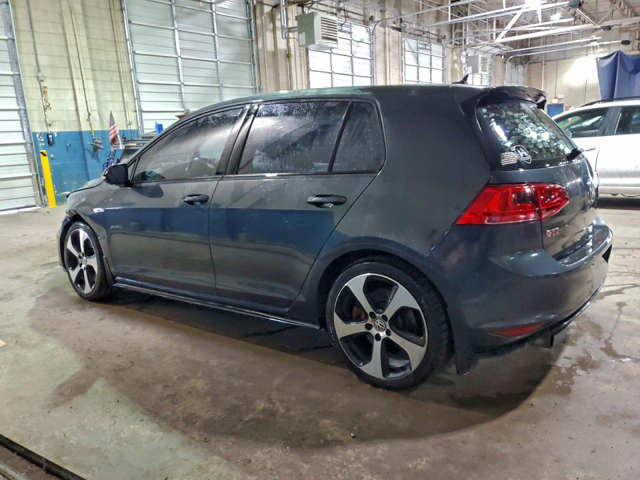 VOLKSWAGEN GOLF GTI S/SE