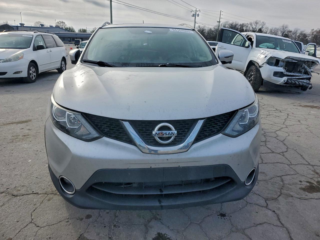 NISSAN ROGUE SPORT S