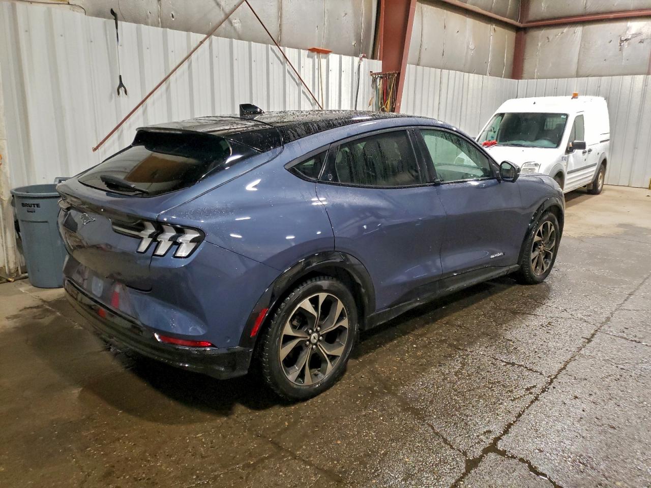 FORD MUSTANG PREMIUM