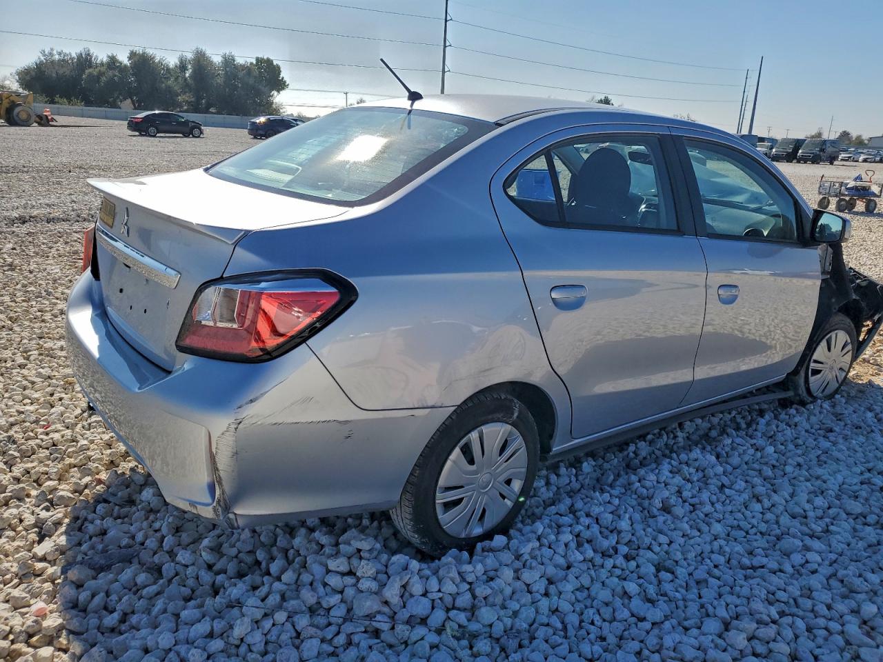 MITSUBISHI MIRAGE G4 ES