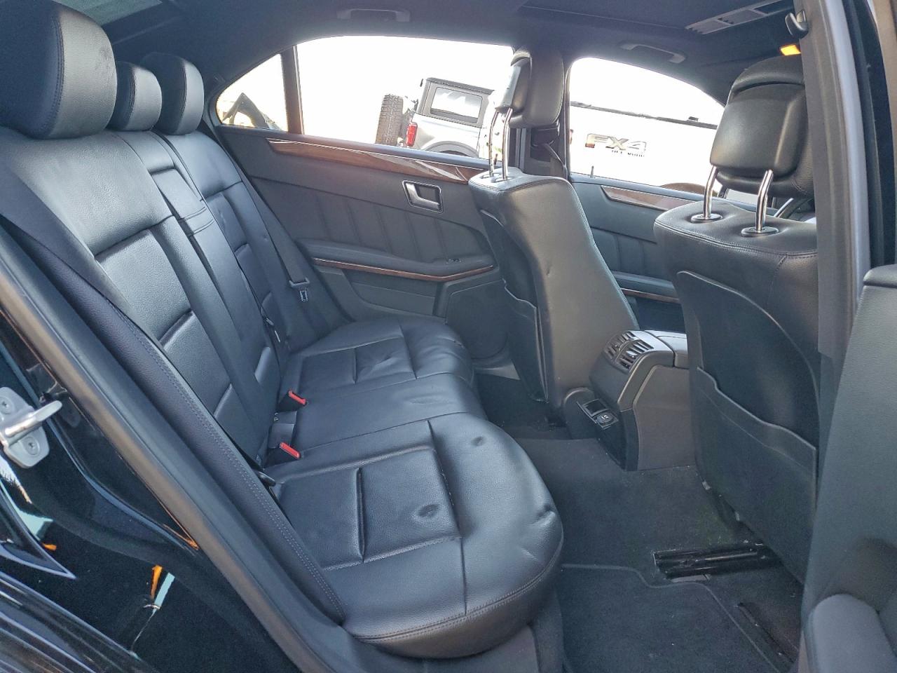 MERCEDES-BENZ E-CLASS 350